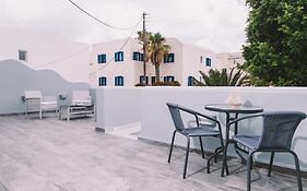 Oasis Suites Fira  3*
